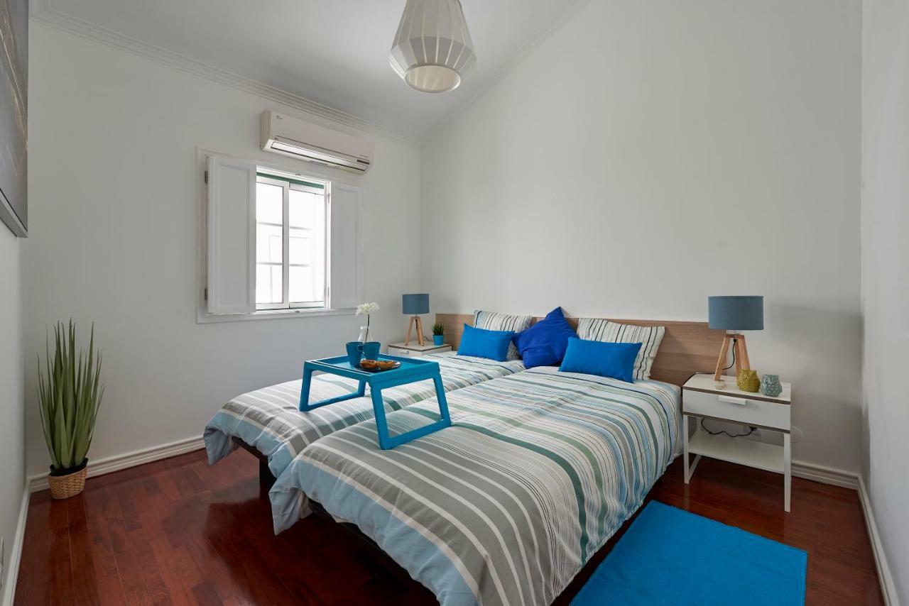 Cozy Apartment In Historic Center With Terrace Lisbon Exterior photo